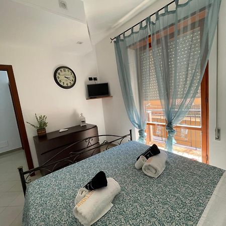 Апартаменты Casa Vacanze Sangallo Неттуно Экстерьер фото